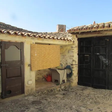 Casa Porcu Bed & Breakfast Orosei